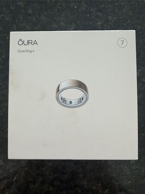 Oura Ring 4- Rose Gold (Size 7)